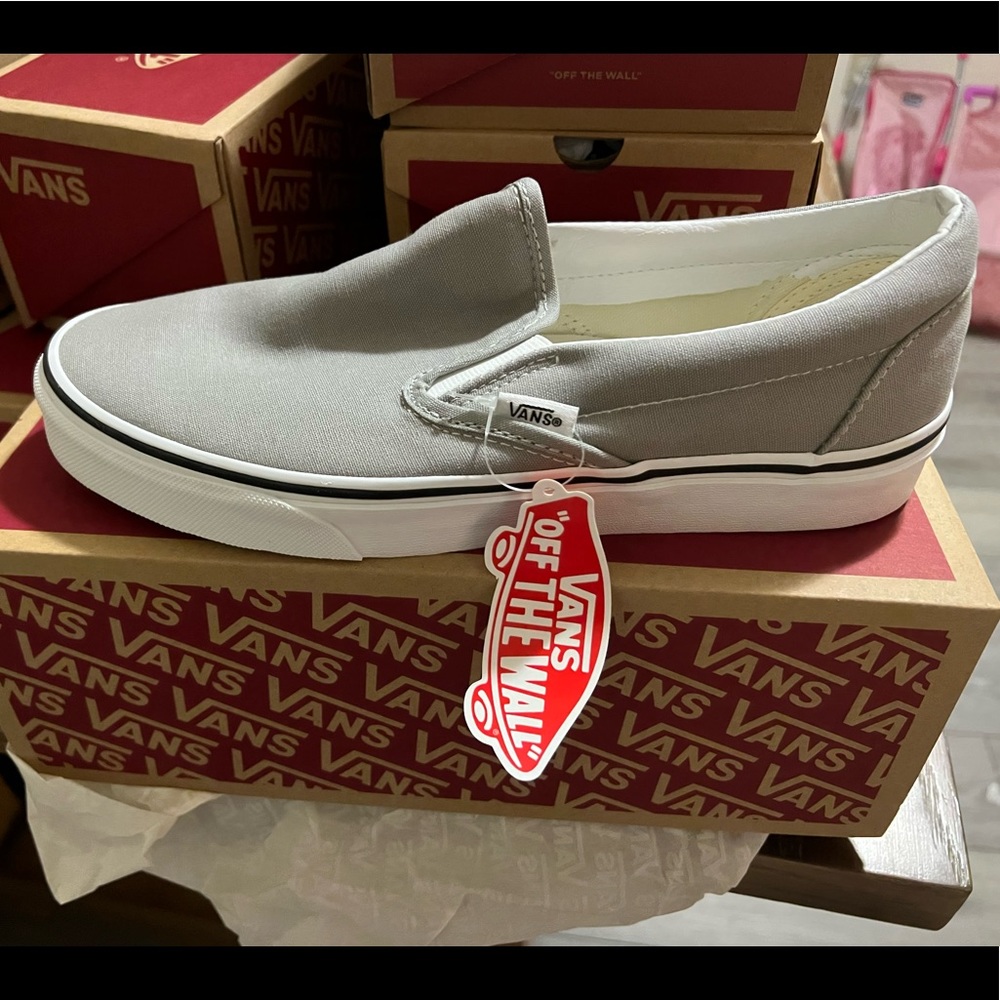NEW VANS slip on